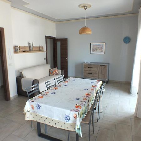 شقة Casa A Riba U Mari ريبوسْتو المظهر الخارجي الصورة