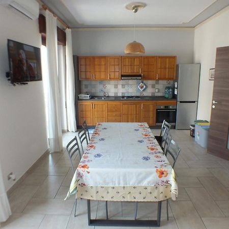 شقة Casa A Riba U Mari ريبوسْتو المظهر الخارجي الصورة