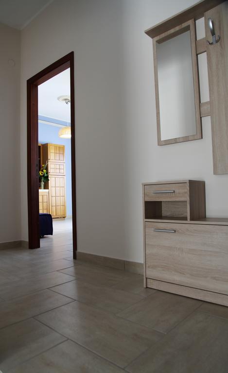 شقة Casa A Riba U Mari ريبوسْتو الغرفة الصورة